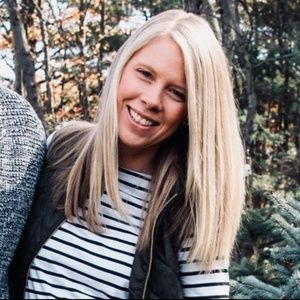 Meet your Posher, Candice